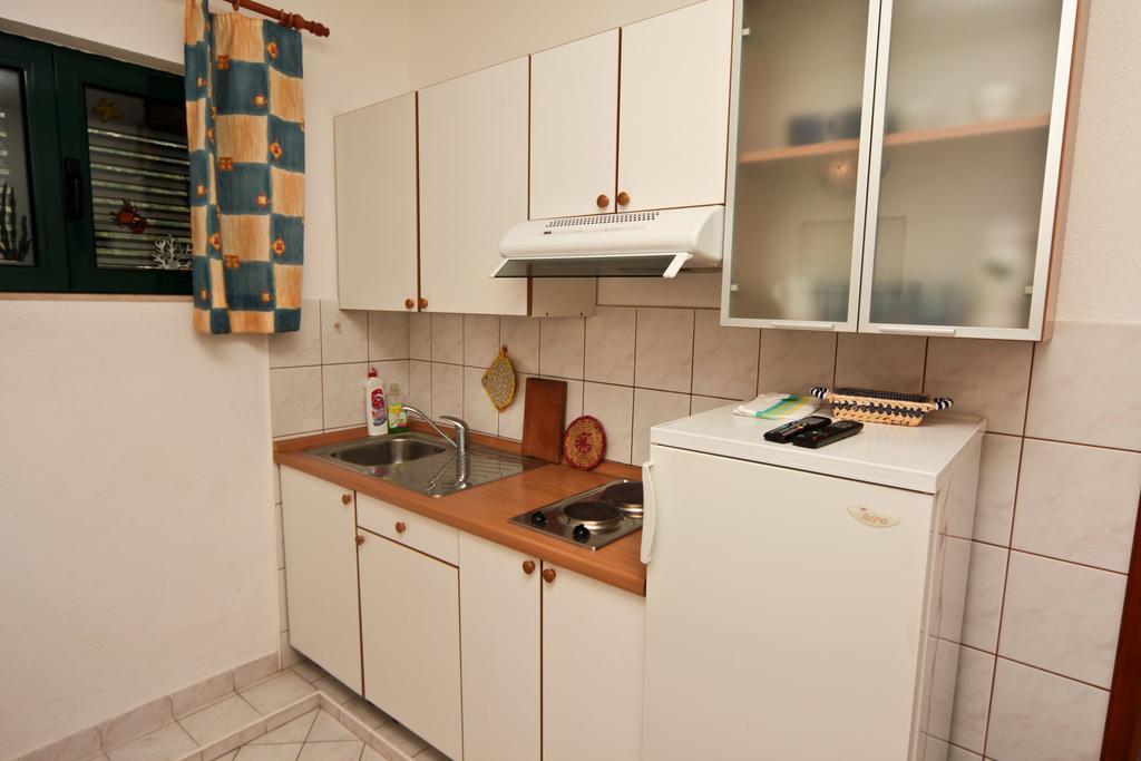 Apartments Toni Two Igrane Exterior foto