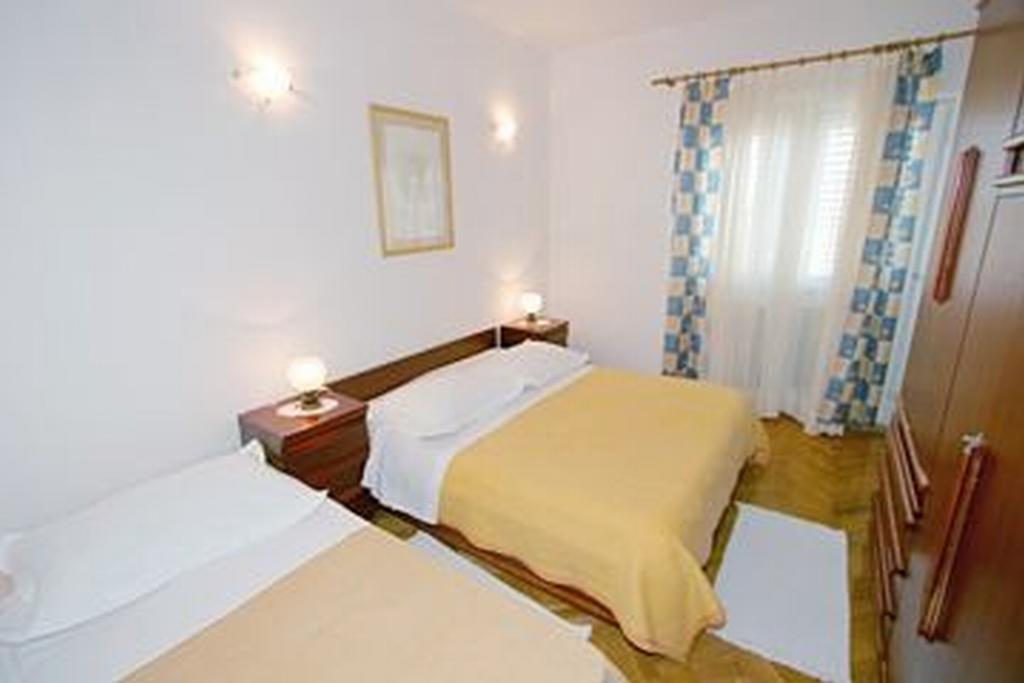 Apartments Toni Two Igrane Exterior foto