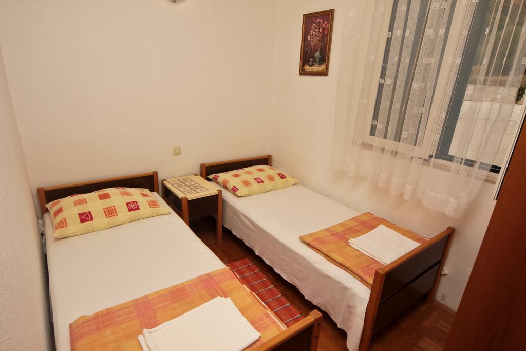 Apartments Toni Two Igrane Exterior foto