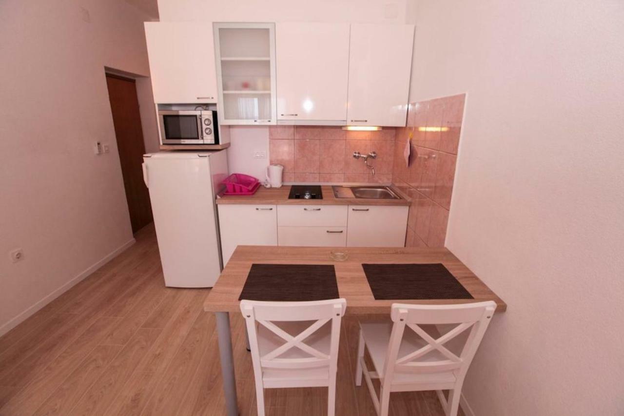 Apartments Toni Two Igrane Exterior foto